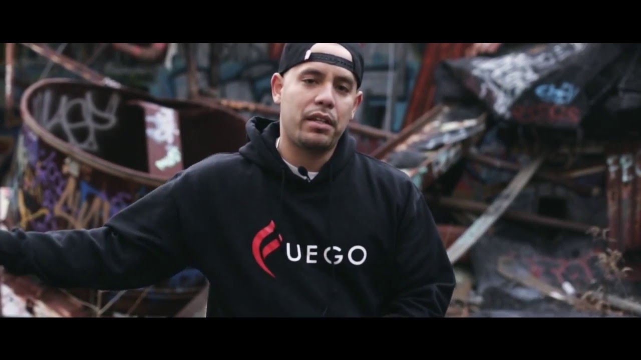 Video: Danny Evans - More Than Words | Traps N Trunks