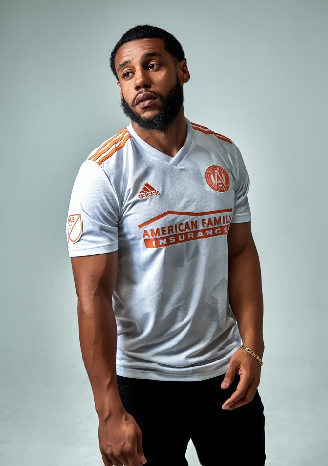 CJ Francis IV – Love Me