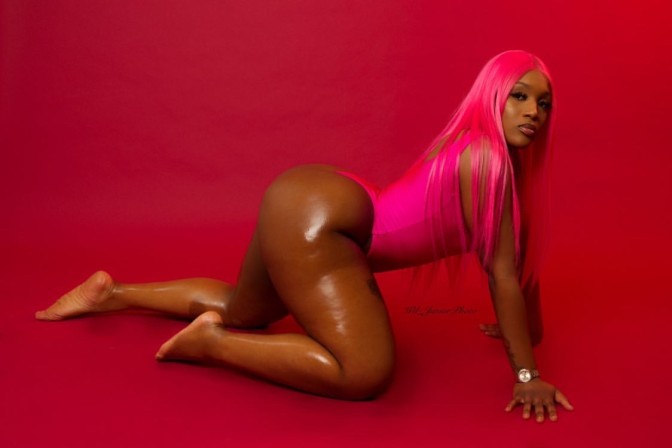 Video: Tinkaabellaaa Ft. Cliff VMir – Go To Work